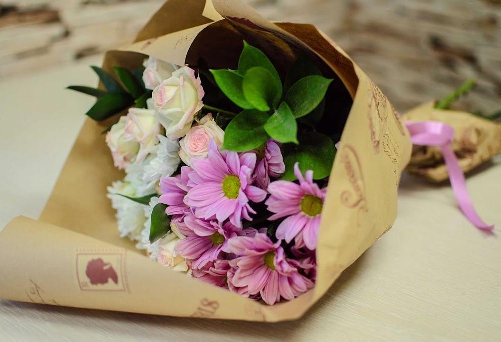 Букет цветов из: Розы и Хризантемы в Покровский городок