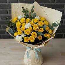 Букет цветов из:  Розы в Покровский городок