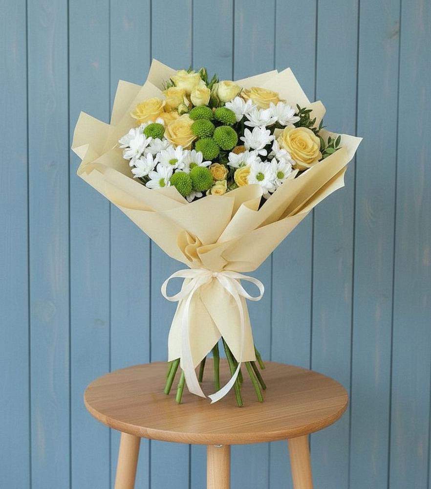 Букет цветов из: Хризантемы и Розы в Покровский городок