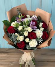 Букет цветов из:  Розы и Альстромерии в Покровский городок