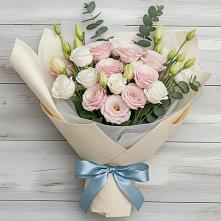 Букет цветов из:  Лизиантусы в Покровский городок