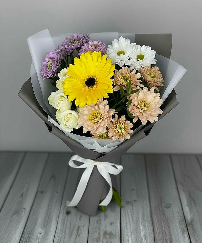 Букет цветов из: Розы, Герберы и Хризантемы в Покровский городок