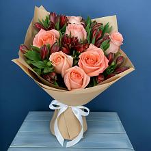 Букет цветов из:  Розы и Альстромерии в Покровский городок