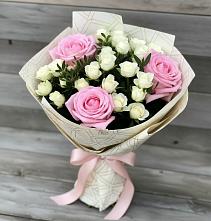 Букет цветов из:  Розы в Покровский городок
