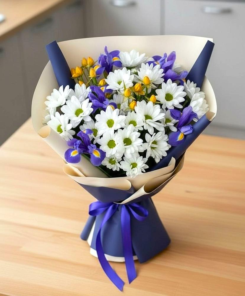 Букет цветов из: Розы, Ирисы и Хризантемы в Покровский городок