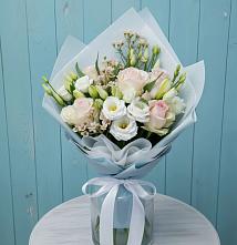 Букет цветов из:  Розы и Лизиантусы в Покровский городок