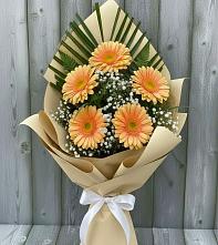 Букет цветов из:  Герберы в Покровский городок