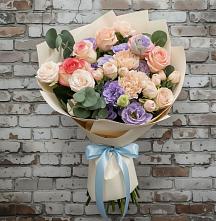 Букет цветов из:  Розы, Лизиантусы и Гвоздики #REPLACE_PRED# Покровский городок